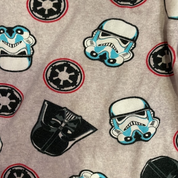 Star Wars pajamas size large NWT - Picture 4 of 7